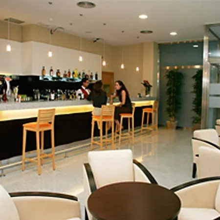 Bahia 4* Альмуньекар