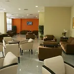 호텔 바히아 알무네카르 4*