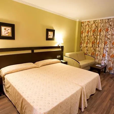 Hotel Bahía Almuñecar 4*