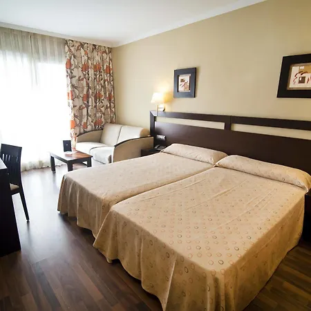 Bahia Hotell 4*
